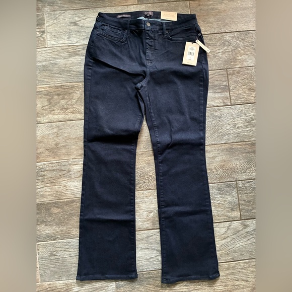 NYDJ Barbara Bootcut Jeans Rinse Size 12 NWT - Picture 1 of 6